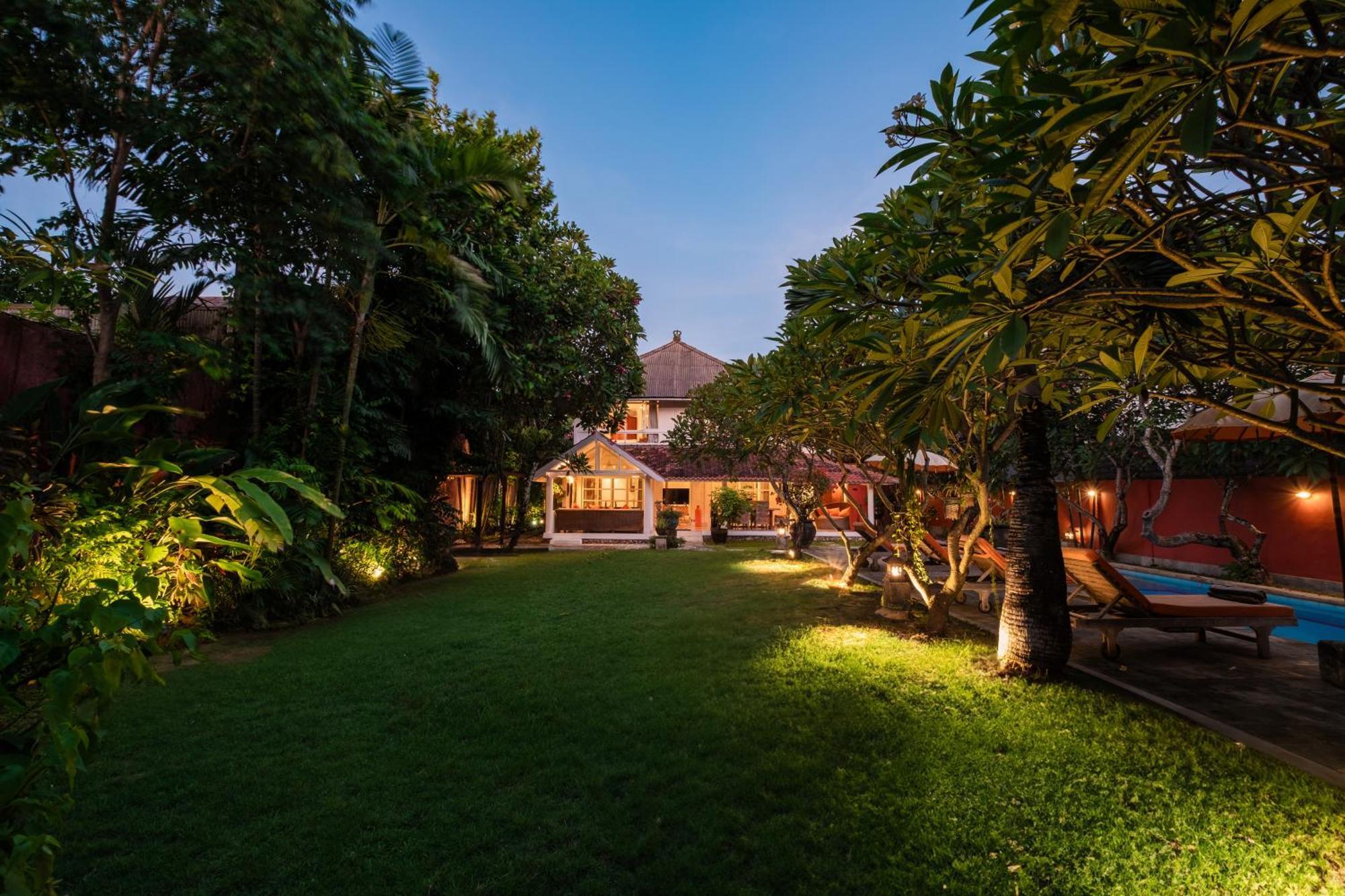 Seminyak Villa Kubuku Buitenkant foto